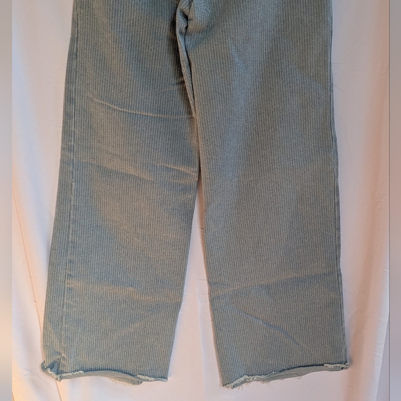 Chic Wide Leg Light Blue Jeans - Picture 5 of 8